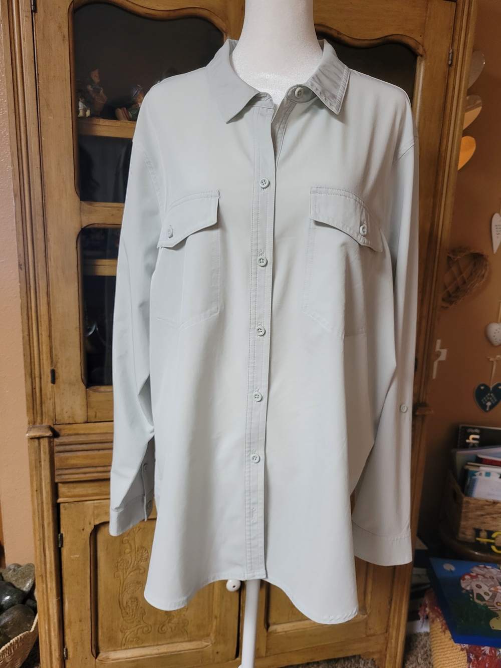 Eddie Bauer Women’s XXL Performance Travel Roll Tab Button Down Shirt
